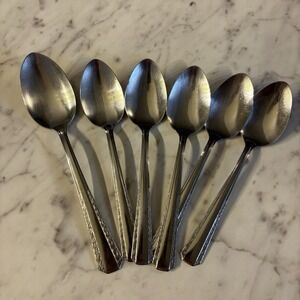 6 Serving Spoons Majesco Stainless MJ52 Pattern Glossy Leaves on Edge 7 1/8"